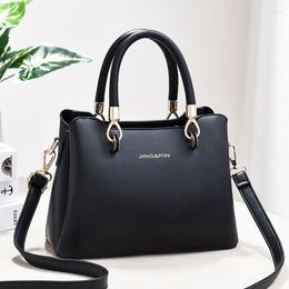 Shoulder Bags 2024 Metal Designed Handbags Women Office Travel Crossbody Bag Casual Ladies