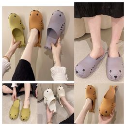 2024 New top Luxury Designer Creative and Funny Women in Summer Cute Cartoon Baotou Slippers Couples Wearing Beach Sandals indoors and outdoors