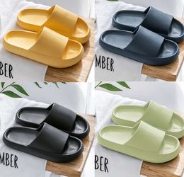 2024 Slippers for men women Solid color hots low softs black white Ivory Multi walking mens womens shoes trainers GAI{category}513