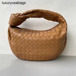 Jodie Bag Bottegvenets Handbags Cross Border Handbag Hot Selling Womens New Leather Woven Fashionable and Versatile Small Lamb Skin Dumpling Rj
