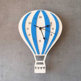 Wall Clocks Ins Nordic Style Hot Air Balloon Clock Wooden Cartoon Art Silent Clock Watch Home Cafe Wall Decoration Childrens Room Clock