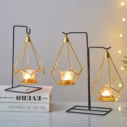 Candle Holders Luxury Golden Modern Nordic Style Metal Bird Cage Geometry Kerzenhalter Decor Table Basse