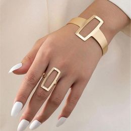 Bangle Vintage Bohemian Style Irregular Geometric Hollow Square Retro Exaggerated And Ring For Women Girls Party Jewelry