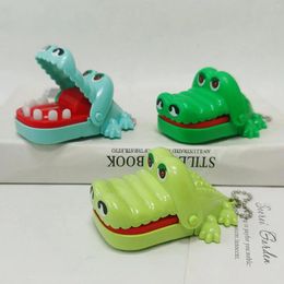 Party Favor Crocodile Teeth Dentist Game Toy With Keychain Biting Finger Games