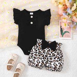 Kleidungssets Sommermädchen Kleidungsstück Set Plissee T-Shirt kurzärmeliger Jumpsuit Top Leopard Print Shorts Mode Childrens Clothing Setl2405L2405