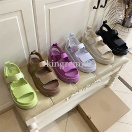 Designer Sandals Goldenglow Women Slifor Slide Slide Platform Sandalo Pocciio Pesa Eva Slides Papà Golden Glow Muli Comfort impermeabile