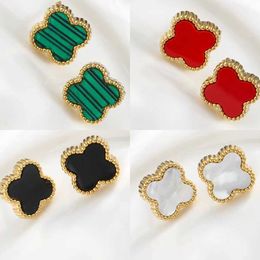 Classic Fashion Earrings Vaned Family Popular Lucky Four Leaf Grass Fritillaria with V family original box