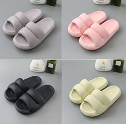 2024 Slippers Sandals Slide Slipper summer comfortable Home soft soles Bathrooms are non-slip black green cosmetic Graphite Lime Heel Flip Flops GAI Women Stripe 585