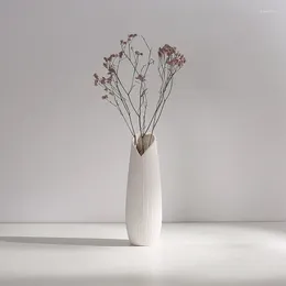 Vases Modern Style Ornaments Aesthetic White Ceramic Vase For Dried Flower Porcelain Home Decor Simple Desk Accessories Interior