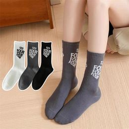 Women Socks Fashion Women's Spring Autumn Simple Elastic Crew Letter Breathable Cotton Korean Style Sports For Girls