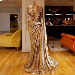 2021 Sparkly Sequined Gold Evening Dresses With Deep V Neck Pleats Long Sleeves Mermaid Prom Dress Dubai African Party Gown 226T