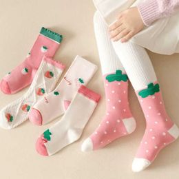 Kids Socks 5 pairs/batch of girls and childrens socks cotton cute outdoor travel sports socks Kaosu sports clothing accessories d240513