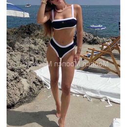 23ss Summer Beach Sunshine Womens Swimwear Swimsuit Designer High-end Luxury Bikini c Letter Diamond Stitching Sexy One-piece Two-piece Bikinis ggitys QPDC