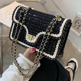 Waist Bags Luxury Chains Shoulder Handbags And Purses For Women Black Messenger Bag 2024 Trend Plaid Woollen Flap Lock Crossbody Sling