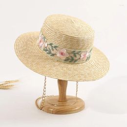 Berets 202405-shi Ins Chic Summer Natural Straw Lace Flower Embroidery Ribbon Gold Chain Holiday Lady Fedoras Cap Women Leisure Sun Hat