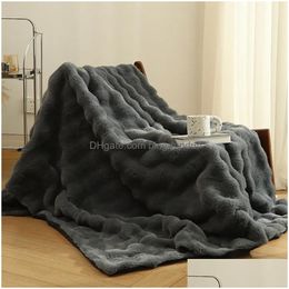 Blankets High Grade Faux Rabbit Fur Blanket Autumn Winter Soft Thick Warm Sofa Bedroom Bedding Nap Home Decor 230923 Drop Delivery Gar Dhbtb