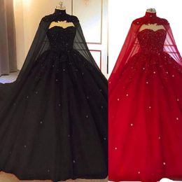 2021 Vintage Luxurious Dark Red Black Ball Gown Quinceanera Dresses Sweetheart Lace Appliques Crystal Beads With Cape Chapel Train Tull 252Y