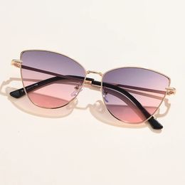 Triangle Metal Frame Sunglasse Cat Eye Trendy Small Fashion Cateye Sun Glasses Streetwear Shades Feminino UV400 240510