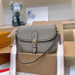 10A Fashion Luxurys Women Bag Handbag Designer Shoulder Bag Handbags Crossbody Fashion Classic Knurling Bag With Dust Bags 231115 Bvhfv