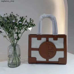 Luxury Shoulder Bag Crossbody Designer Sells 50% Discount Handbags New Shopping Bag Single Shoulder WomensXGCF4HAI