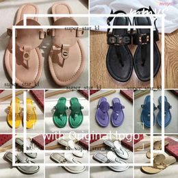 New Women Shoes Lacquered TB Bright Slippers Flat Flip Flops Female Beach Slippers Female Rubber Soft Soles Wear Fashion Slippers Female Designer Miller Sandals 176