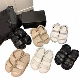 women Flat Dad Sandals Designer Summer Shoes Real Leather Metal Logo Open Toe Black White Solid Leopard Mules Luxury Sandels X0Vn#