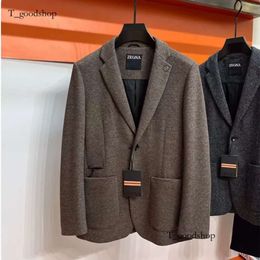 Mężczyźni Blazers Zimowe wypoczynek Business Wool Logo Separ JURLE ZE 681