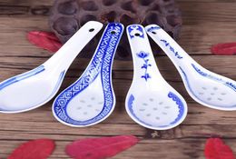 Spoons 5pcs Convenient Ceramic Spoon MultiFunction Chinese Style Scoop Porridge Tableware Soup For Home Restaurant6196830