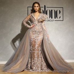 Charming Mermaid Lace Evening Dresses With Detechable Train Sheer Deep V Neck Prom Gowns With Long Sleeves Plus Size Formal Dress 322O