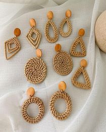 2020 New Korea Handmade Wooden Straw Woven Rattan Vine Braid Geometric Large Circle Square Long Drop Earrings For Women Girl8491807