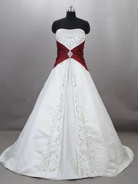 White And Burgundy A Line Embroidery Wedding Dresses Strapless Satin Long Gothic Wedding Gowns Lace-Up Corset Plus Size Vestido De Novia 2024