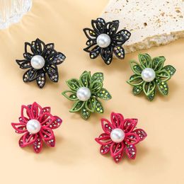 Stud Earrings Metal Hollow Imitation Pearl Flower Study For Women Minimalist And Elegant Design Jewellery Party Accessories