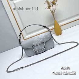 Quality Square Lady Trendy Embroidered Bags Style 2024 Summer Small New High Stud Event Version Vo Cowhide Shoulder Valentteno Rock Women Bag Purse ZR8E