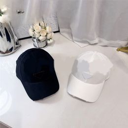 Designer Luxury Classic Baseball Cap Beach Hat Versatile Mens And Womens Leisure Breathable Hat
