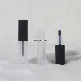 Storage Bottles 1000Pcs/Lot 3.5ml Black Lid Plastic Empty Lip Gloss Containers Style Rectangle Frosted White Lipstick Tube Packaging