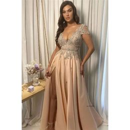 2024 Sexy Champagne Evening Dresses Wear Deep V Neck Short Sleeves Sier Lace Crystal Beads Sheer Back Formal Prom Dress Party Gowns Plus Size Side Split 0513