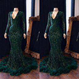 Dark Green V Neck Feather Mermaid Prom Dresses Long Sleeves Reflective Sequins Lace Floor Length Formal Party Evening Gowns 292Q