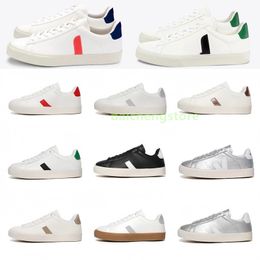 2024 Fashion French Brazil Green Low-carbon Life V Organic Cotton Flats Platform Sneakers Women Casual Classic White Designer Shoes Mens Loafers 36-45 d5