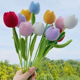 Decorative Flowers Knitted Flower Rose Tulips Fake Artificial Bouquet Wedding Decoration Hand-Woven Crochet Home Table Decorate Gift