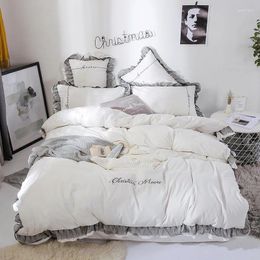 Bedding Sets Skin Friendly Matte Set Custom Lace Exquisite Embroidery Twill 4-piece Sheet Quilt Cover Pillow Case Lady