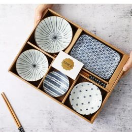 Japanese Retro Dinner Set Plates and Dishes Ceramics Bowl One Meal Dinnerware Home Sets Exquisite Gift Box 240508