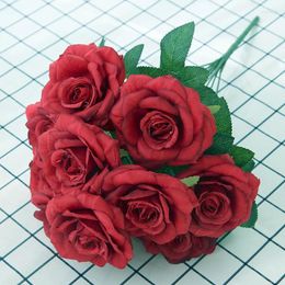 Decorative Flowers High-quality Artificial Rose Bouquet Silk Fake Bride Floral Table Decoration Simulation Flower Roll Edge Corner Roses