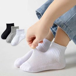 Kids Socks 5 Pairs/Lot Summer New Children Cotton Socks Fashion Mesh Black White Gray For 1-12 Years Kids Teen Student Baby Girl Boy Socks d240528