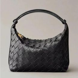 10A Fashion Real 2558 Underarm Bags Brand Leather With Intre iato Craftsmanship In Designer Calfskin Famous Mini Wallace Hobo Shoulde Gqmm