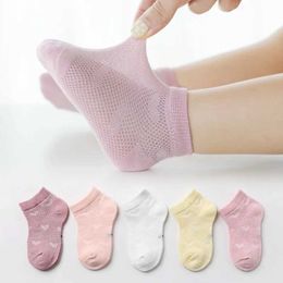 Kids Socks 5 pairs of 1 to 12 year old childrens socks Spring/Summer 2024 baby boys and girls cotton mesh breathable thin cute socks for childrens socks d240513