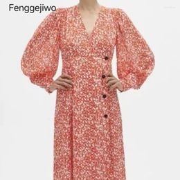 Casual Dresses Fenggejiwo Women's Orange Red Fragmented Flower Dress V-neck Bubble Sleeve Tie Button Slim Fit Long
