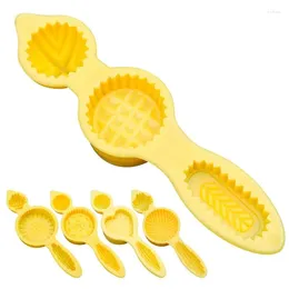 Baking Tools Biscuits Cutters Kitchen Stamp Cutter Set Embossing Cookie Mold Hand Pressed Cake For