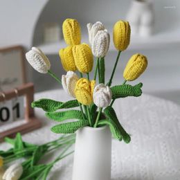 Decorative Flowers 1pcs Knit Flower Rose Tulips Fake Bouquet Wedding Decoration Hand-woven Home Table Decorate Creative Knitting