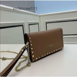 Flip Bags Designer Square Handbag Shoulder Baguette Chain Single Valentteno Womens Metal Classic Purse Evening Bag Stud Crossbody Handbag Cowhide Rivet VE5P