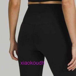 Дизайнер AAA Lul Comedome Женский спортивный спортивный йога брюки голая высокая талия для женщин без неловкости плать